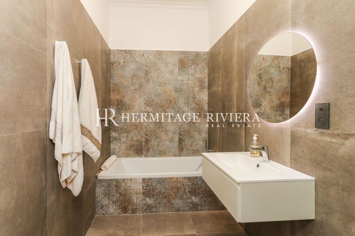 Image No.10-5 Bed Apartment for sale