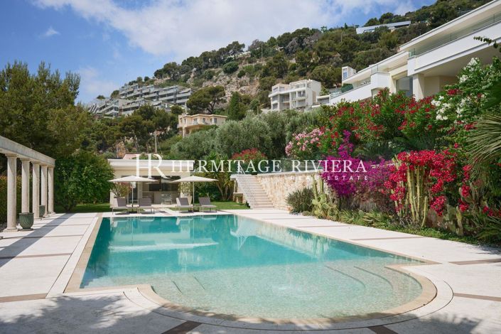 Image No.5-8 Bed House for sale