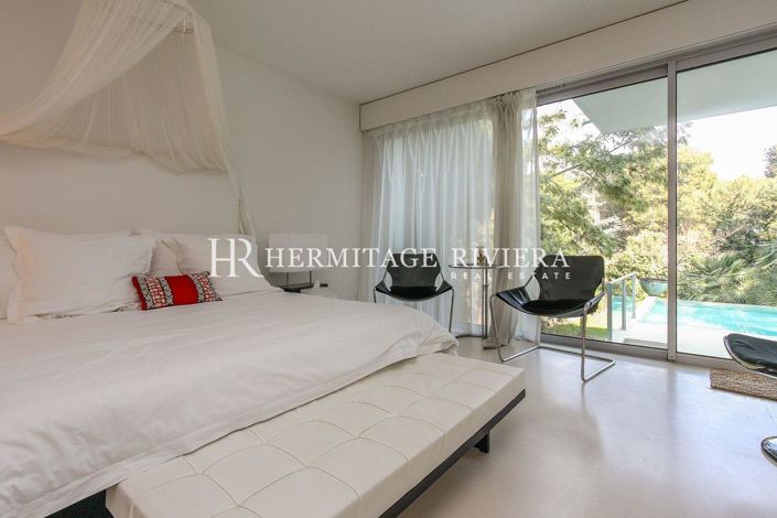 Image No.13-4 Bed House for sale