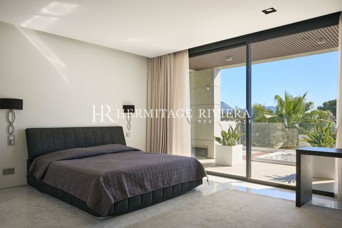 Image No.21-4 Bed House for sale