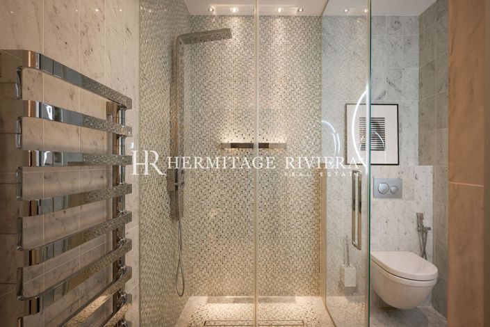 Image No.25-4 Bed House for sale