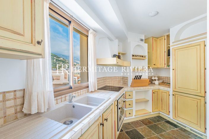 Image No.10-5 Bed Apartment for sale