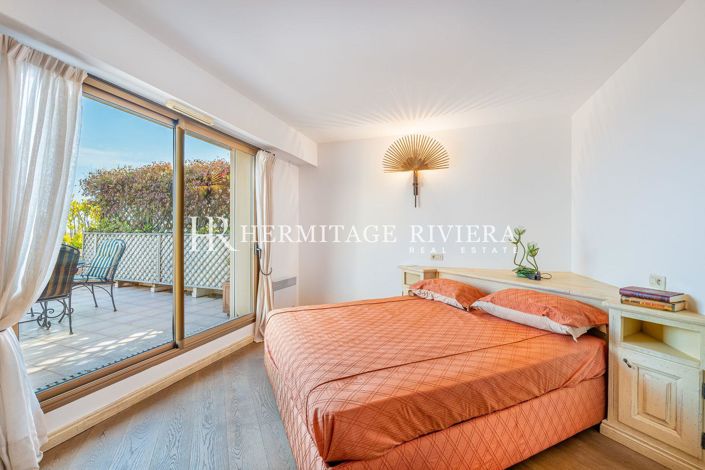 Image No.15-5 Bed Apartment for sale