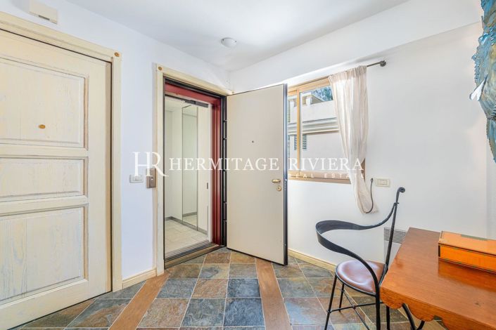 Image No.22-5 Bed Apartment for sale