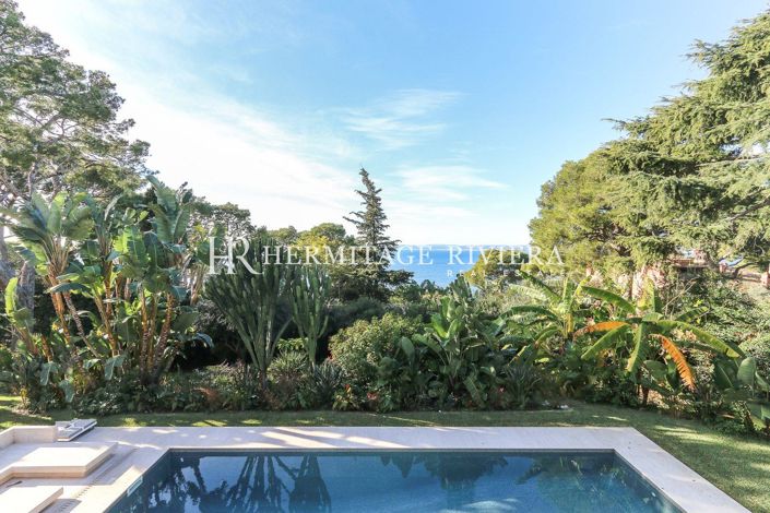 Image No.21-5 Bed Property for sale