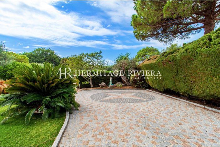 Image No.5-5 Bed House for sale