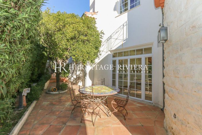 Image No.18-4 Bed House for sale