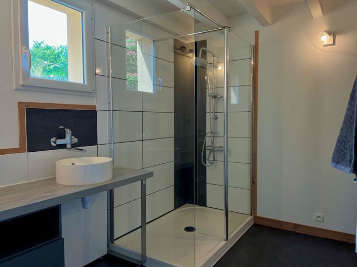 Image No.15-4 Bed House for sale