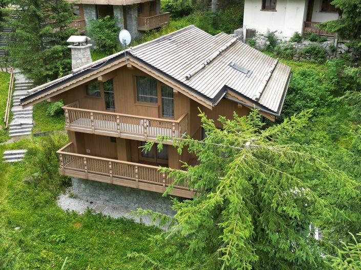 Image No.1-4 Bed House for sale