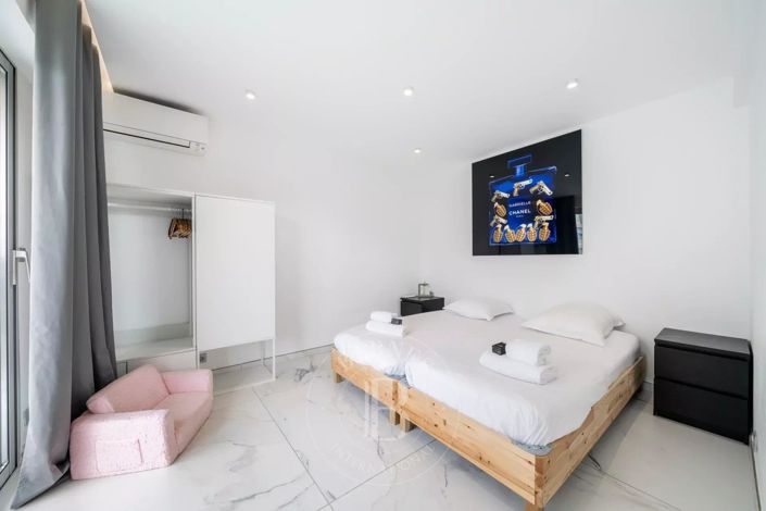 Image No.9-3 Bed Apartment for sale