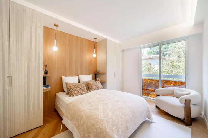 Image No.4-4 Bed Apartment for sale