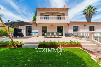 5 Bed House for sale