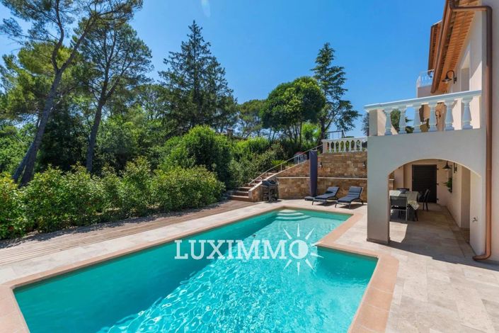 Image No.3-5 Bed House for sale