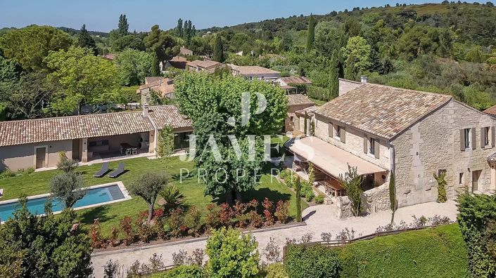 Image No.2-6 Bed House for sale