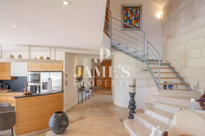 Image No.7-4 Bed House for sale