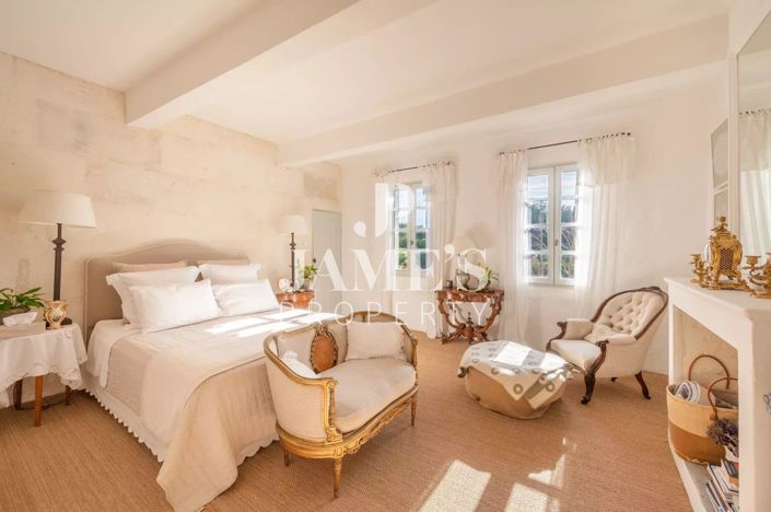 Image No.6-5 Bed House for sale