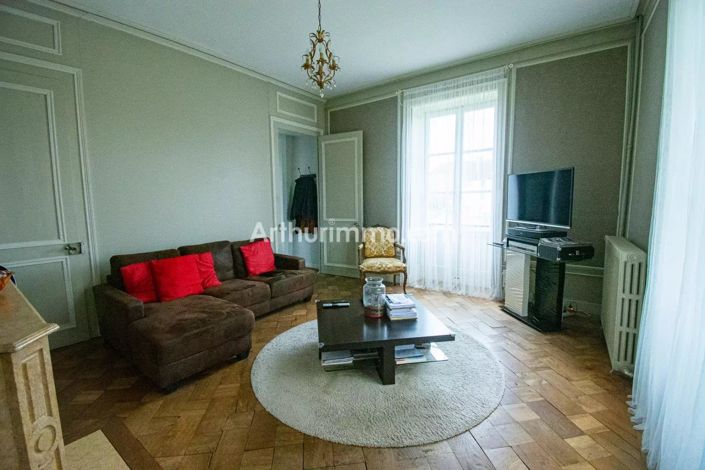 Image No.31-House for sale