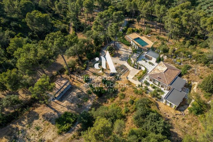 Image No.18-7 Bed House for sale