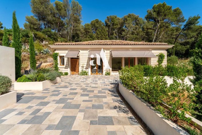 Image No.8-7 Bed House for sale