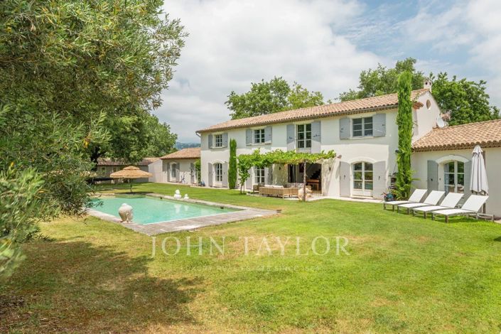 Image No.1-6 Bed House for sale