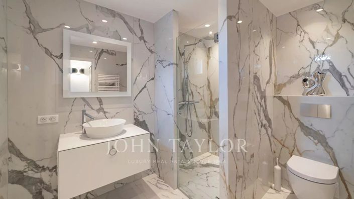 Image No.14-4 Bed House for sale