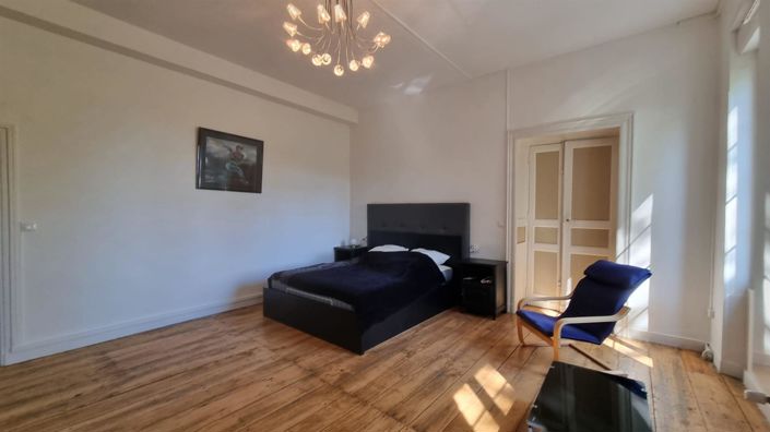 Image No.32-7 Bed Property for sale