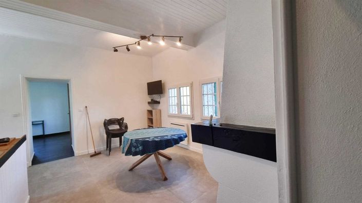 Image No.54-7 Bed Property for sale