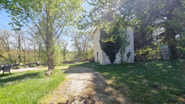 Image No.63-7 Bed Property for sale