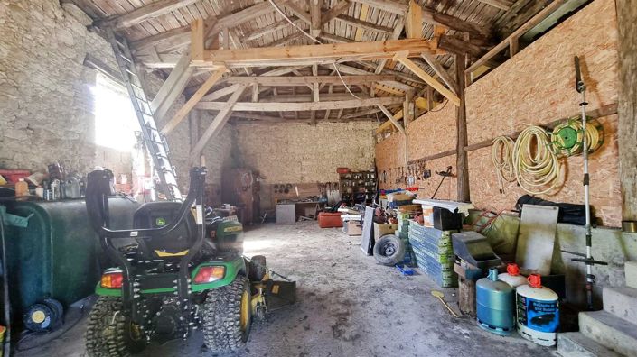 Image No.65-7 Bed Property for sale