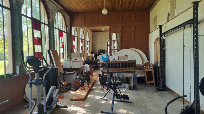 Image No.82-7 Bed Property for sale