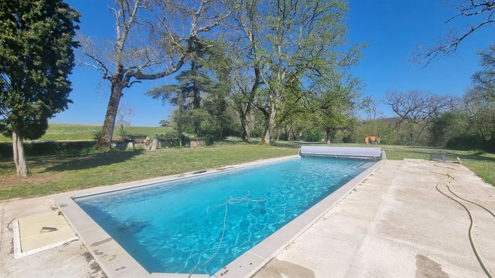 Image No.85-7 Bed Property for sale