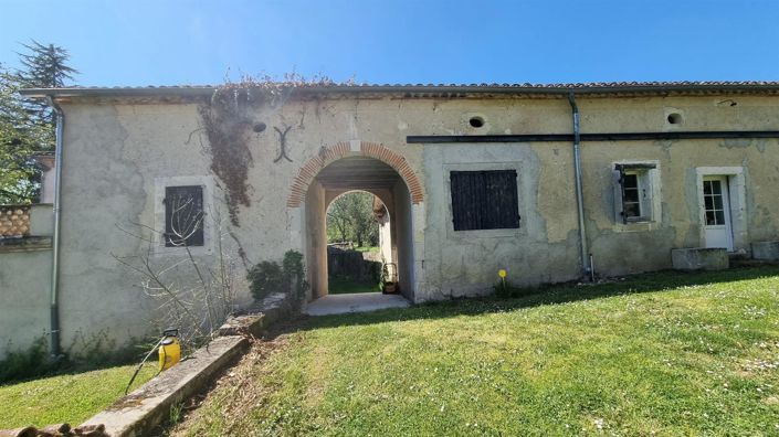 Image No.94-7 Bed Property for sale