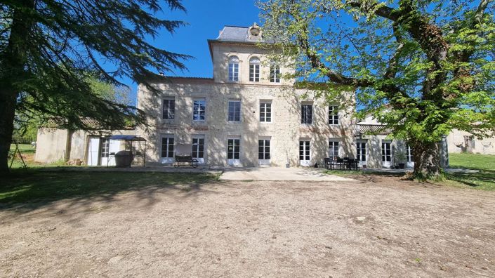 Image No.96-7 Bed Property for sale