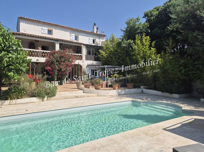 Image No.16-4 Bed House for sale