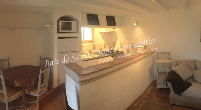 Image No.20-4 Bed House for sale