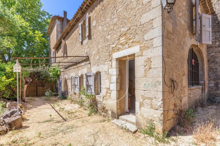 Image No.10-12 Bed House for sale