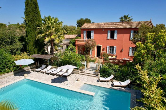 Image No.1-8 Bed House for sale