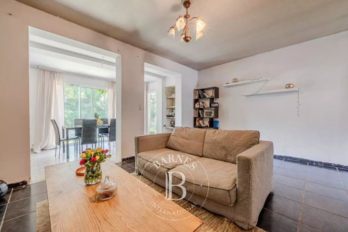 Image No.5-3 Bed House for sale