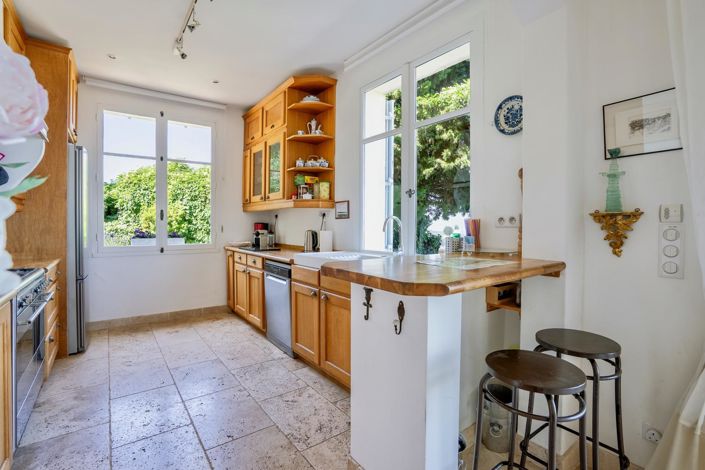 Image No.18-3 Bed House for sale