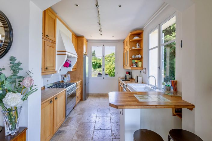 Image No.19-3 Bed House for sale