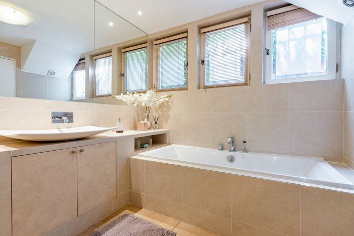 Image No.23-3 Bed House for sale