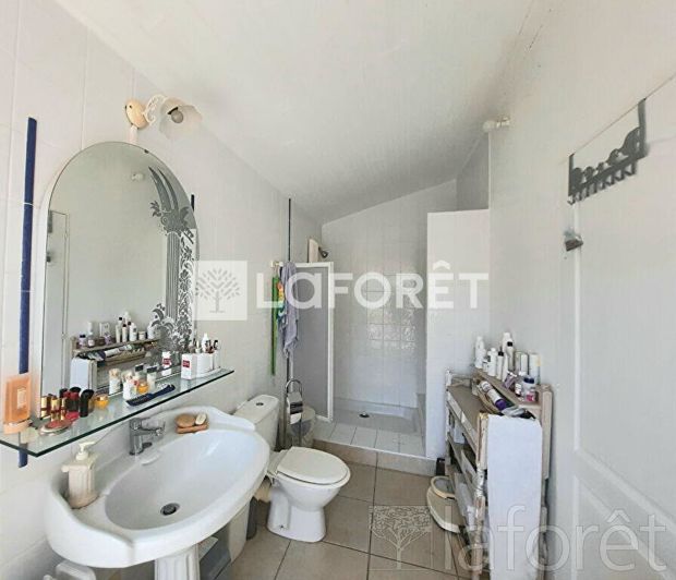 Image No.11-3 Bed House for sale