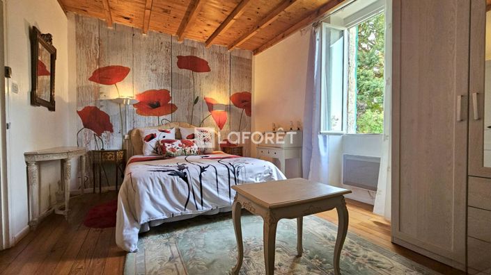 Image No.8-3 Bed House for sale