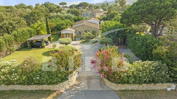 Image No.4-5 Bed House for sale