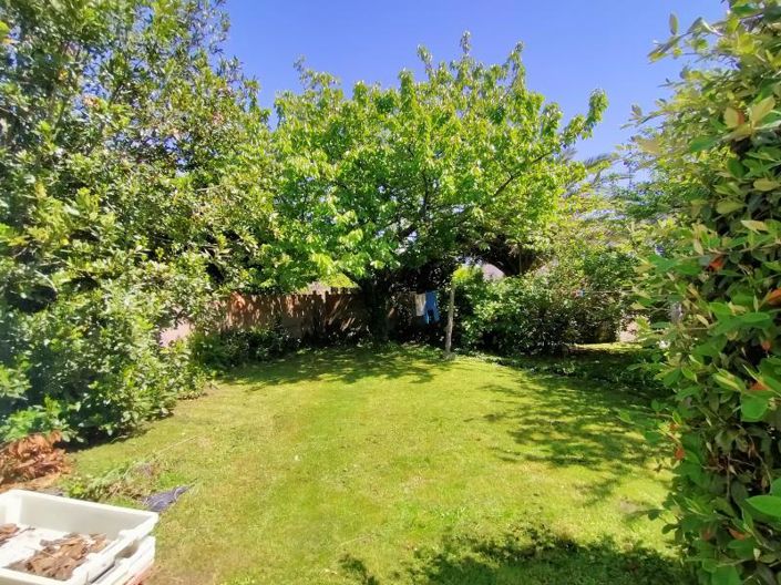 Image No.18-4 Bed House for sale