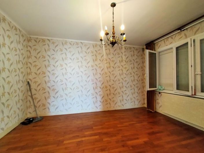 Image No.6-4 Bed House for sale