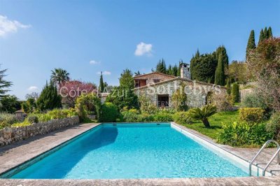 1 - Tourrettes-sur-Loup, Property