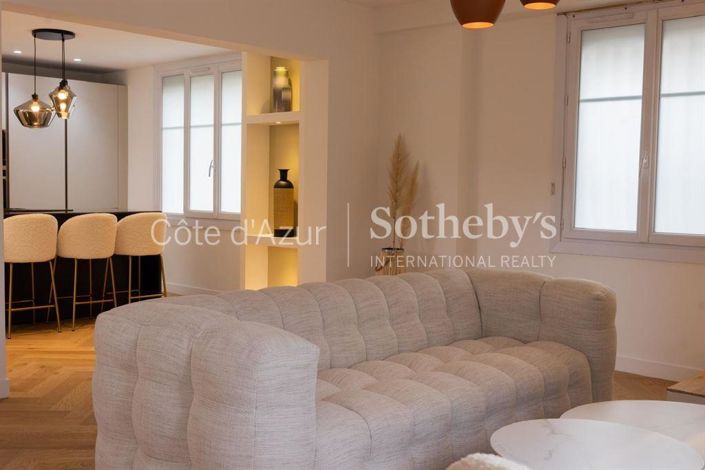 Image No.5-4 Bed Property for sale