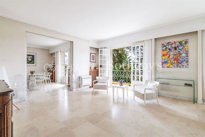 Image No.19-5 Bed House for sale