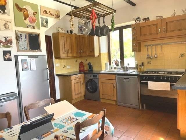 Image No.2-4 Bed House for sale